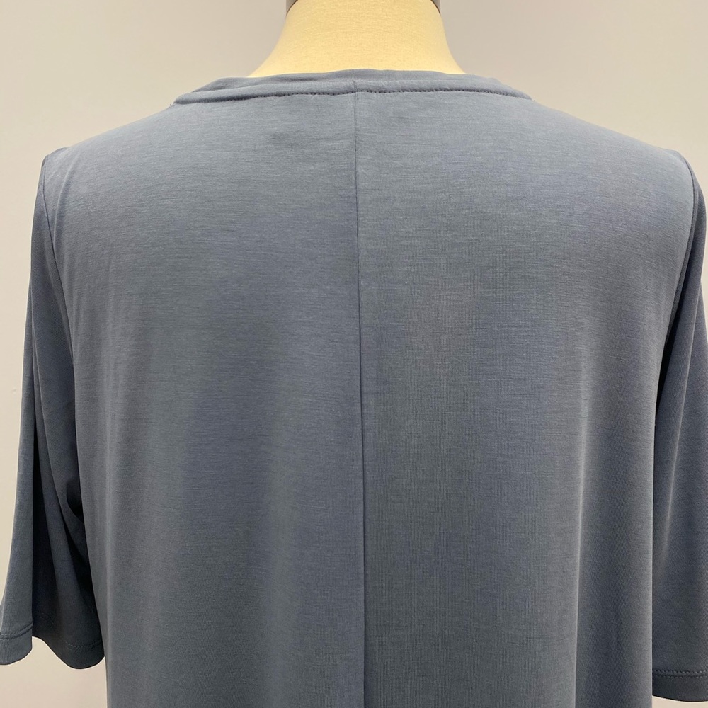 Shirt - Picture 7 of 8